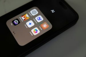 7 Leading Mobile Apps Developed with JavaScript