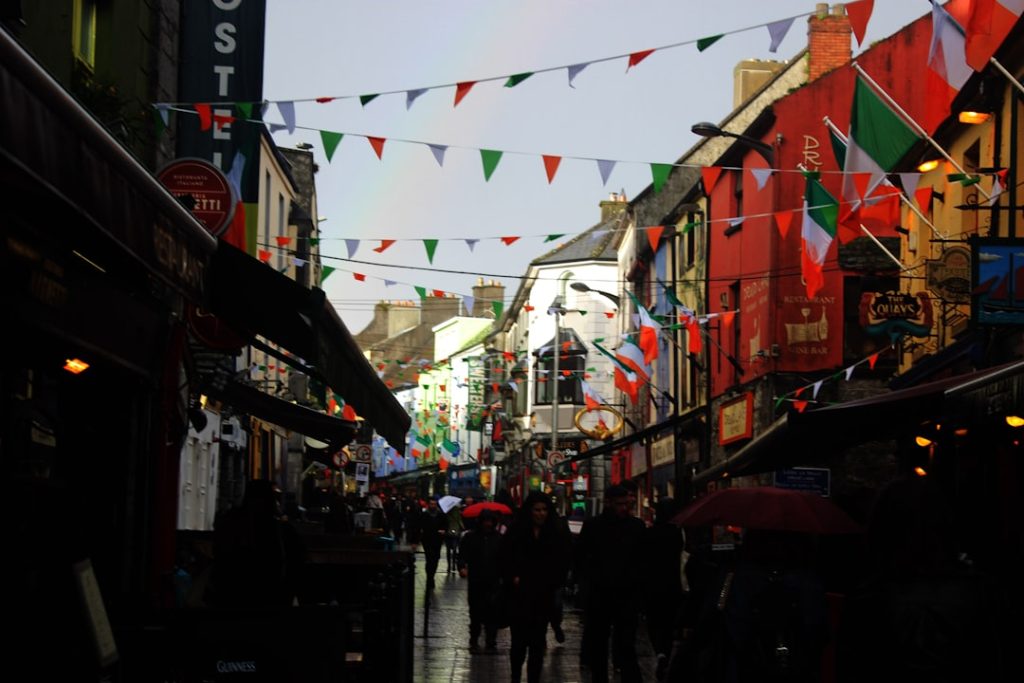 Limerick Businesses: Cybersecurity Risks in Hybrid Work Environments