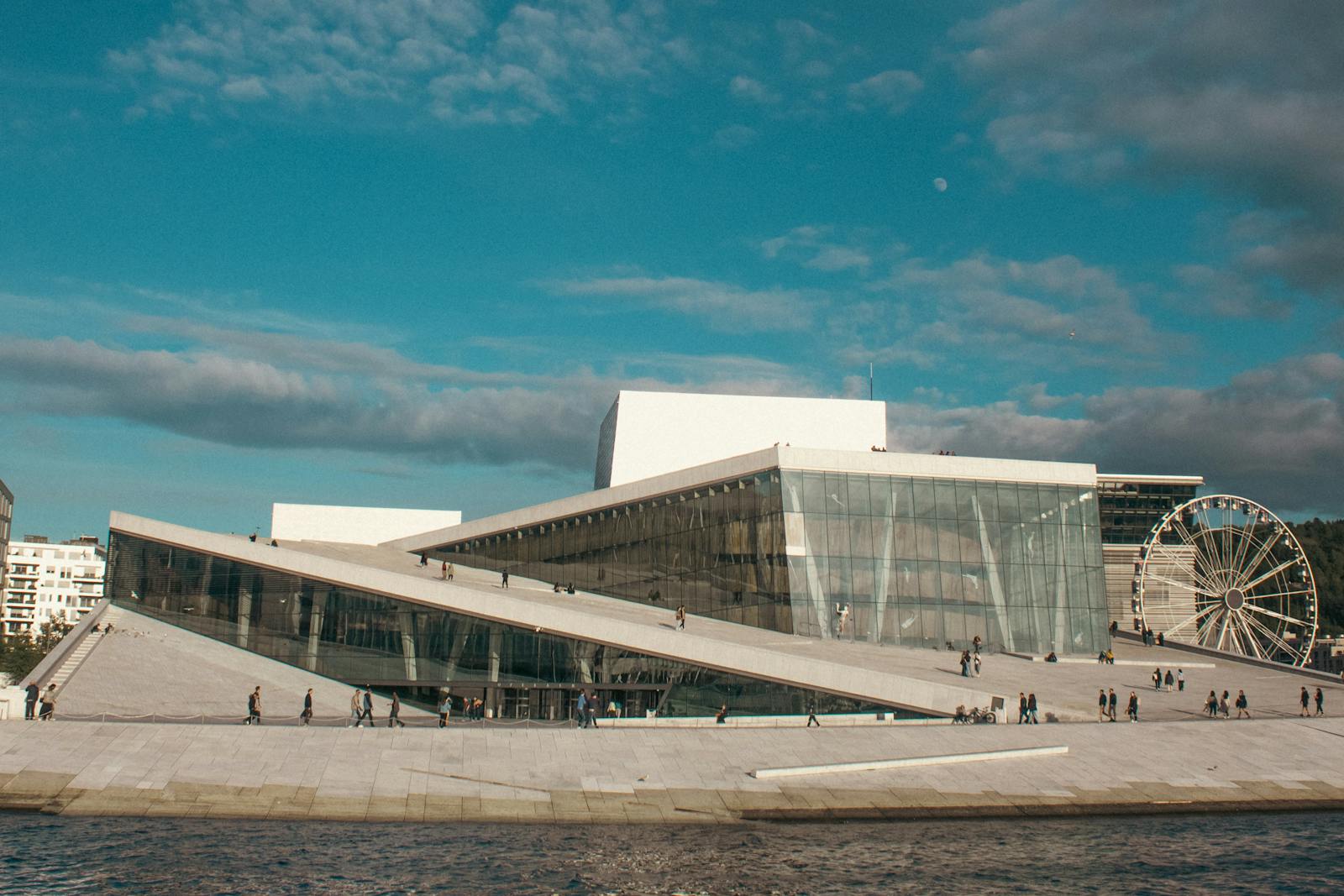 Dev Centre House Blockchain Services: Helping Oslo Firms Stay Ahead