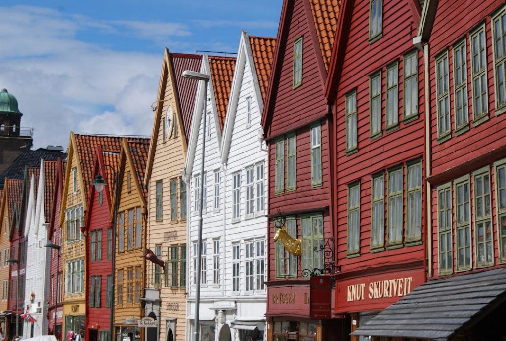 Trondheim Businesses: Dev Centre House Big Data Insights