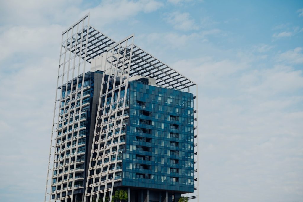 How Smart Architecture Decisions Lower Cloud Spend Without Hurting Performance in Cork