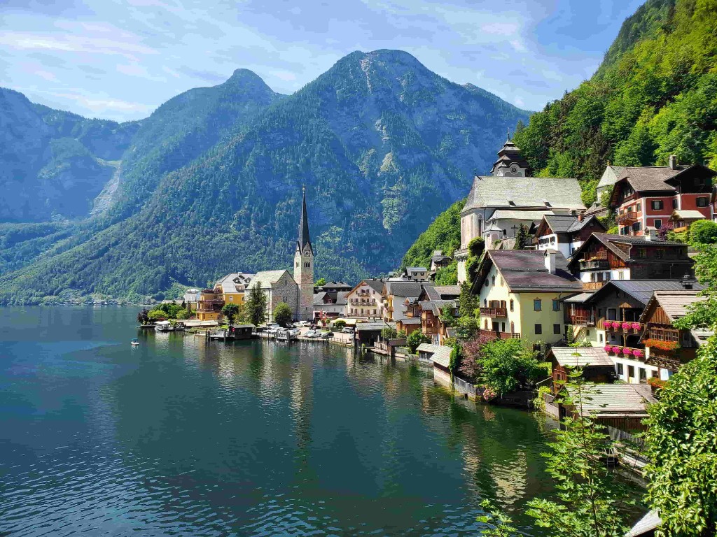 Udsigt over Hallstatt ved søen, Østrig